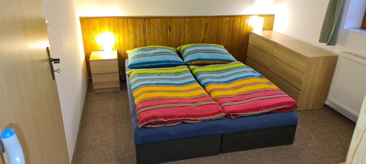 Apartmany Pony Ludvikov Bagian luar foto
